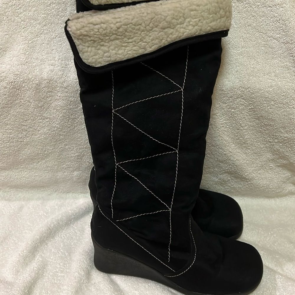 Bamboo boots